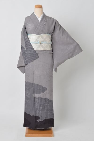 訪問着[灰色地/スワトウ刺繍]