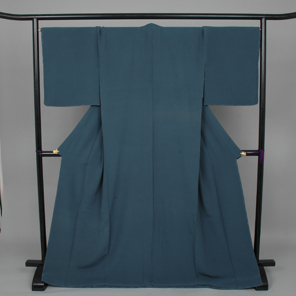 色無地［縮緬/縫い紋あり］