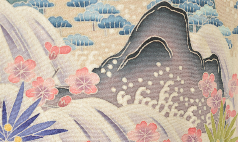 色留袖[淡い水色に加賀風の風景画の色留袖/Ｓサイズ]