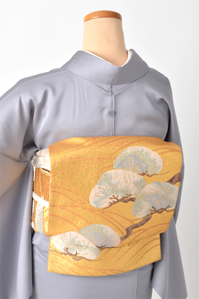 色留袖［藤鼠色/松]