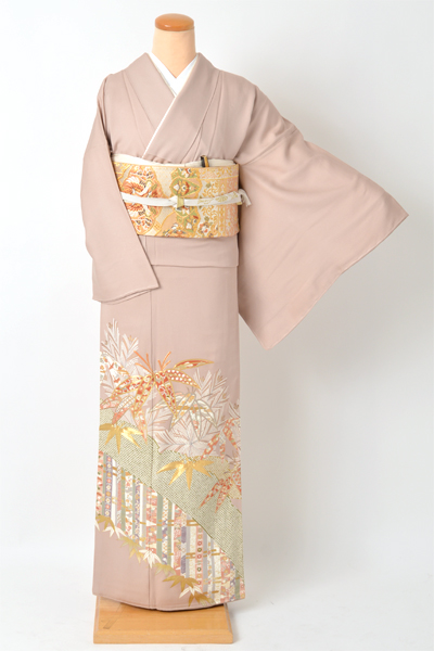 色留袖[灰桜色/松竹]