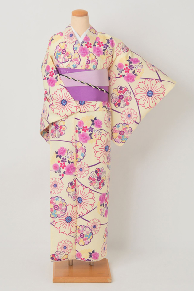 小紋〔クリーム地に紫の花々〕