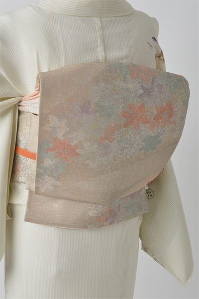 訪問着[淡い黄緑・宝尽くし]