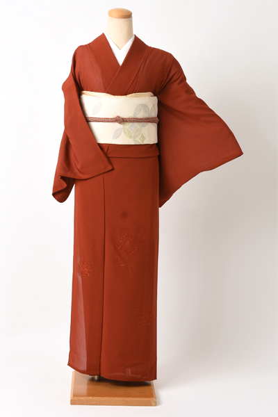 色無地[レンガ色/上前刺繍]