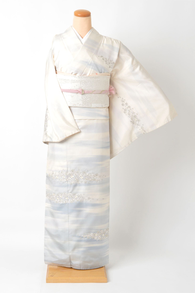 紬［オフホワイト/桜刺繍]