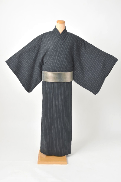 浴衣[168-176cm]（黒地・縞）