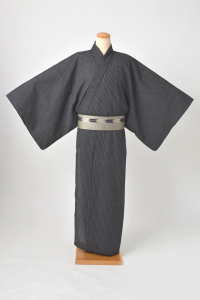 浴衣[161-169cm]（黒地・縞）