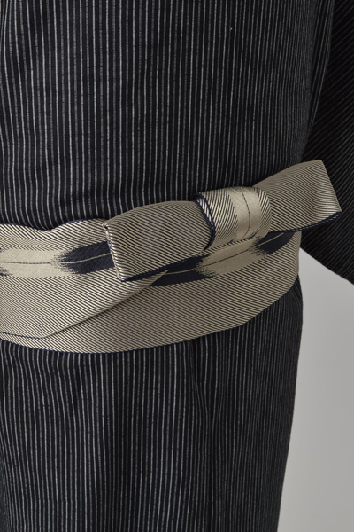 浴衣[161-169cm]（黒地・縞）