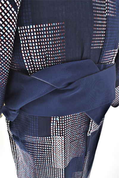 浴衣［171-179］紺地に大小の格子