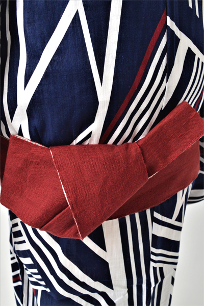 浴衣［164-172cm］紺、白の幾何学模様