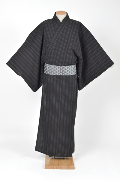 浴衣［Lサイズ170〜175cm]　灰黒に縞模様