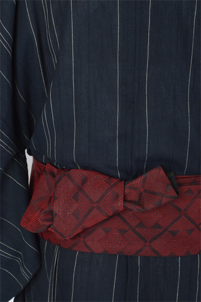 浴衣［Lサイズ165〜173cm]　紺地に縞模様