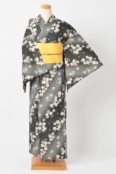 浴衣［モスグリーンラメ地に小桜]