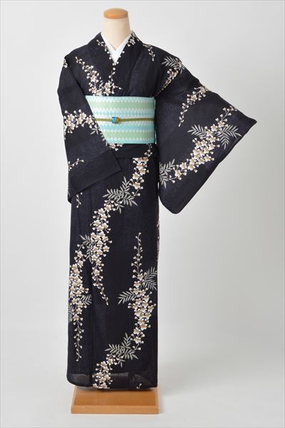 浴衣(黒地・小花)