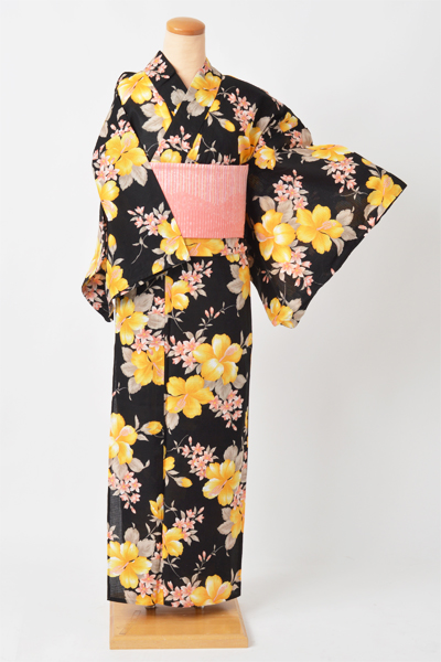 浴衣［黒地に黄色のハイビスカス]