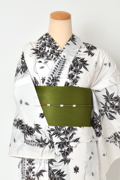 着物風浴衣(白地に藤の花)