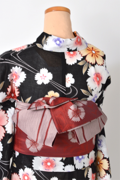 着物風浴衣(綿絽・黒地に桜)