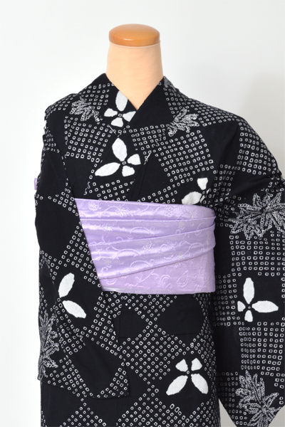 着物風浴衣(黒地絞り)