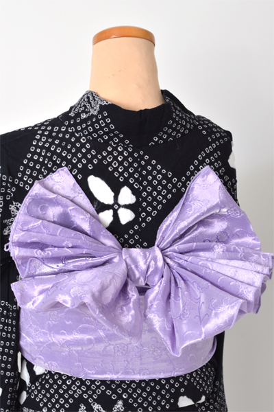 着物風浴衣(黒地絞り)