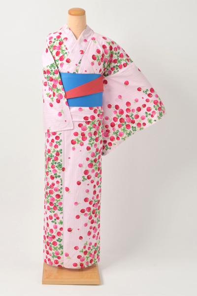 浴衣［ピンク地にイチゴ］