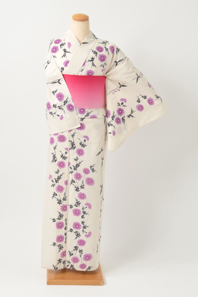 浴衣［オフホワイト地にアザミの花］