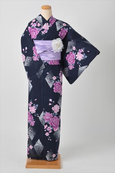 浴衣(紺地・バラ)