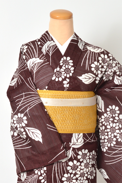 浴衣[赤茶色/秋草花]