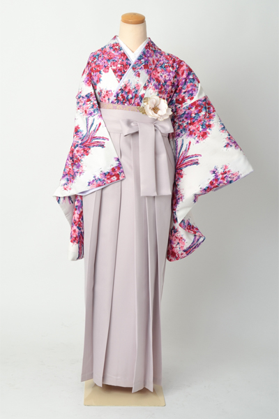 卒業袴［JILL STUART・白地のフラワーブーケ模様］