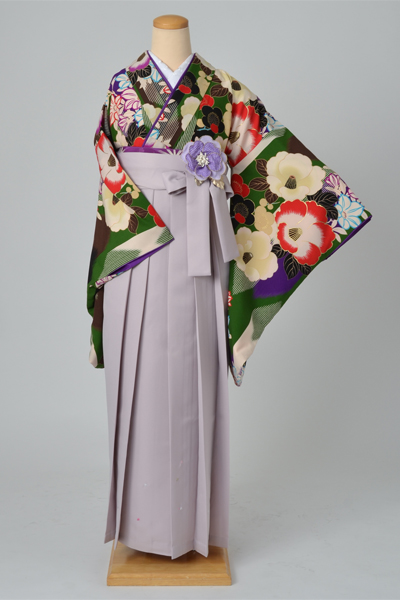 卒業袴［玉城ティナ・緑地の椿模様］