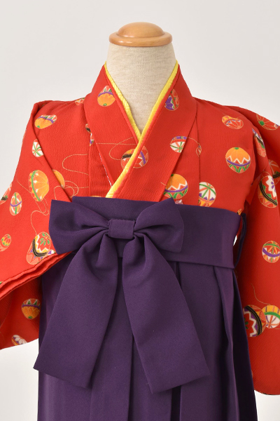 一歳女児袴〔赤に紫袴〕