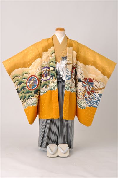 五歳祝着セット(からし色・兜、屏風、小太鼓)