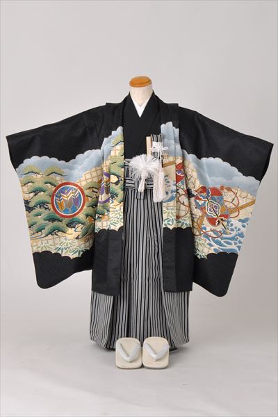五歳祝着セット(黒光沢地・兜、屏風、小太鼓)