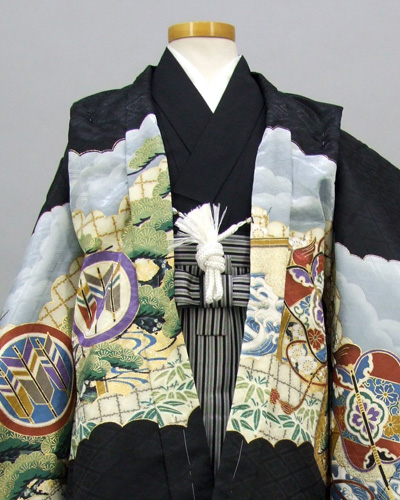 五歳祝着セット(黒光沢地・兜、屏風、小太鼓)