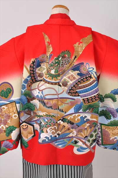 五歳祝着セット(鮮やかな赤地・兜、鶴、源氏車)