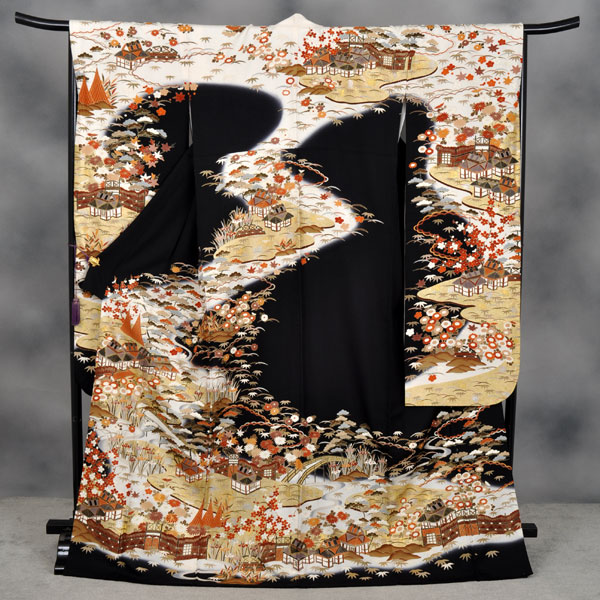 振袖(黒と白の染め分け地・御所解模様)