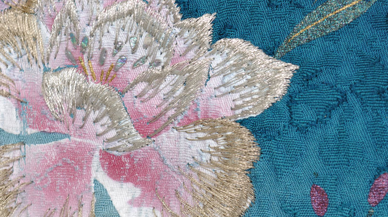 振袖(深緑地・ピンクの小花)