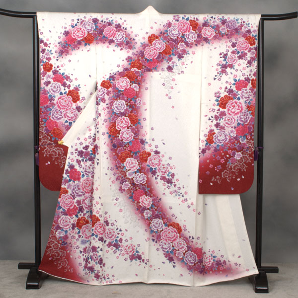 振袖(白に赤ボカシ地・花]