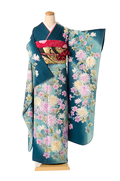 振袖(青鈍色の濃淡地・菊)
