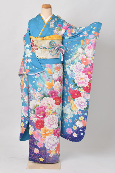 振袖[水色地に大輪の花と星]