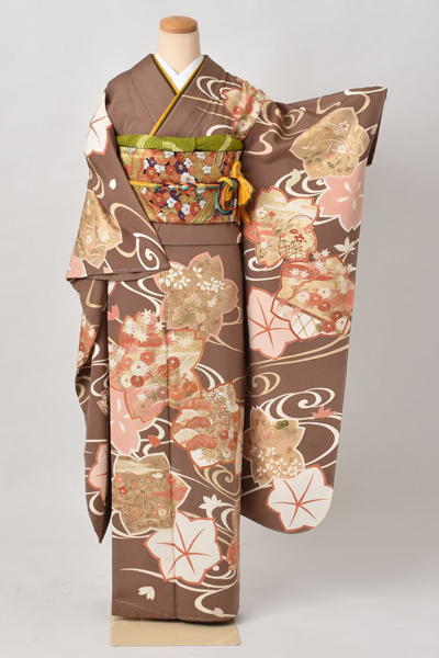 振袖[モカ色に竜田川文様と桜]