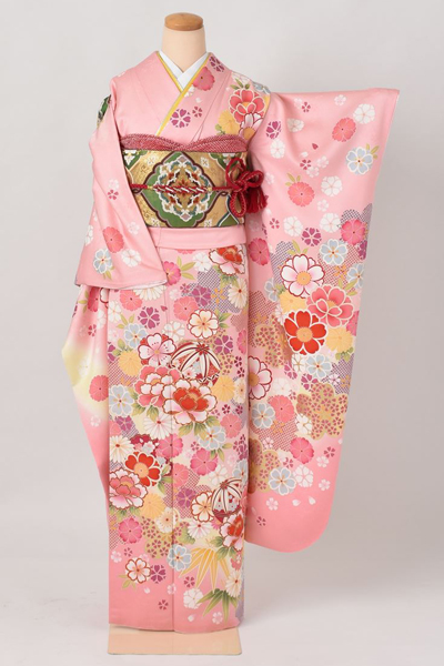 振袖[ピンク地に花・毬]