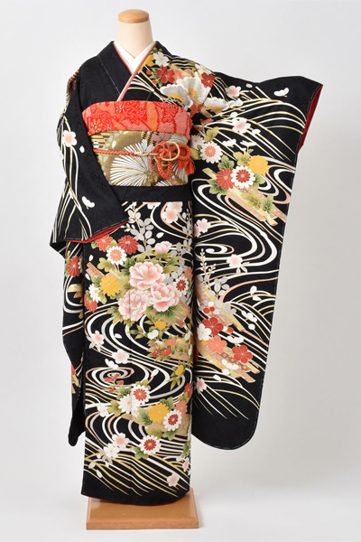 振袖[流れる花筏]