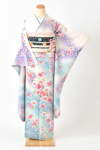 振袖[白×水色花々]
