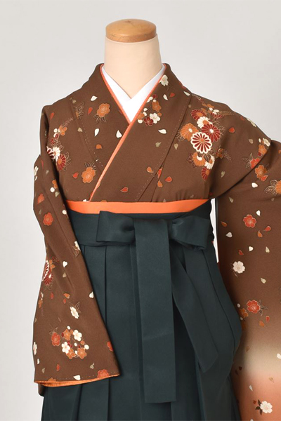 卒業袴(茶色地・小花着物/緑無地袴)