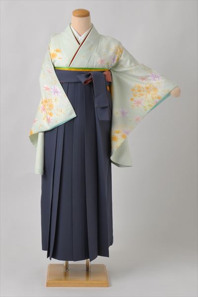 卒業袴(淡いグリーン・コスモス)