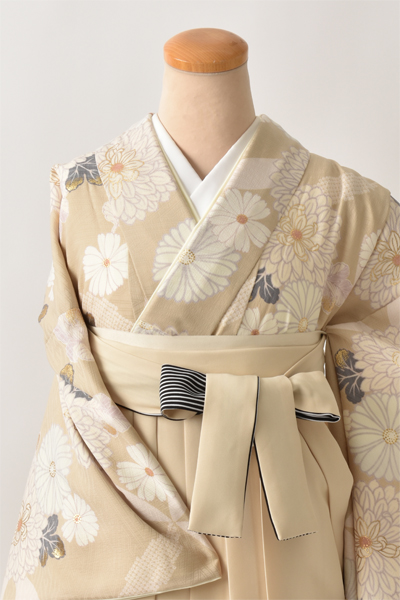 卒業袴[くすみベージュ菊模様]