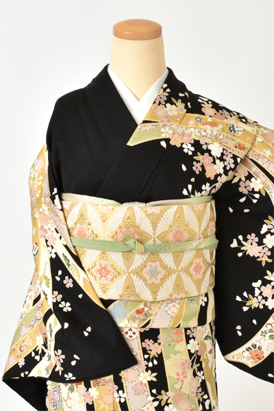 訪問着(黒地・束ね熨斗)