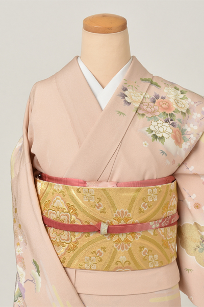 訪問着［上品なピンク色に御所車・菊・松・梅］