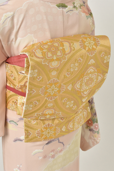 訪問着［上品なピンク色に御所車・菊・松・梅］