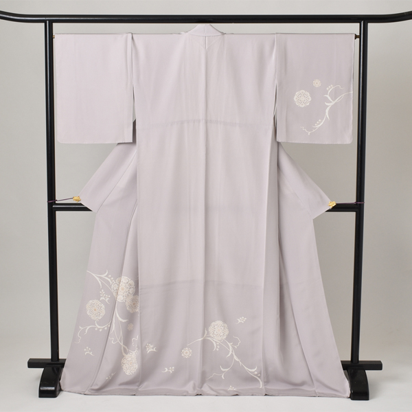 訪問着［薄紫色に唐草華紋］